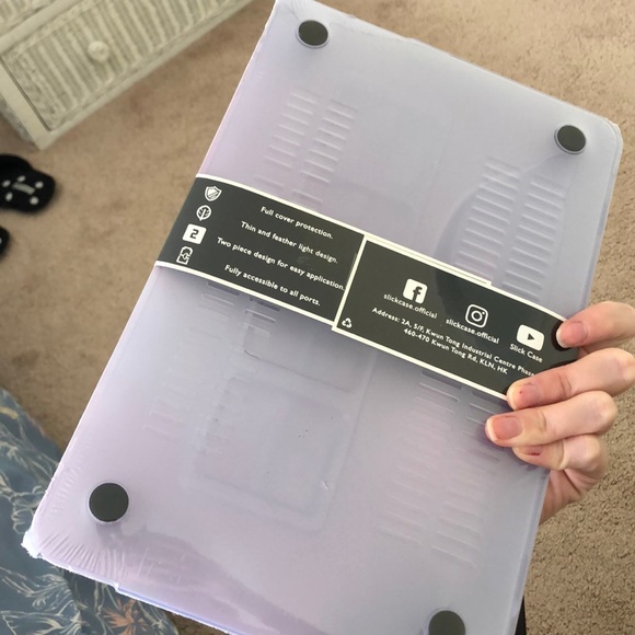 MacBook Case - Picture 2 of 3